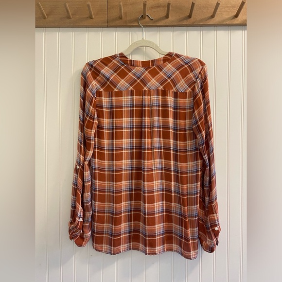 Joie Silk Burnt Orange Plaid V Neck Collarless Blouse Button Cuff Long Sleeve S - Picture 9 of 10